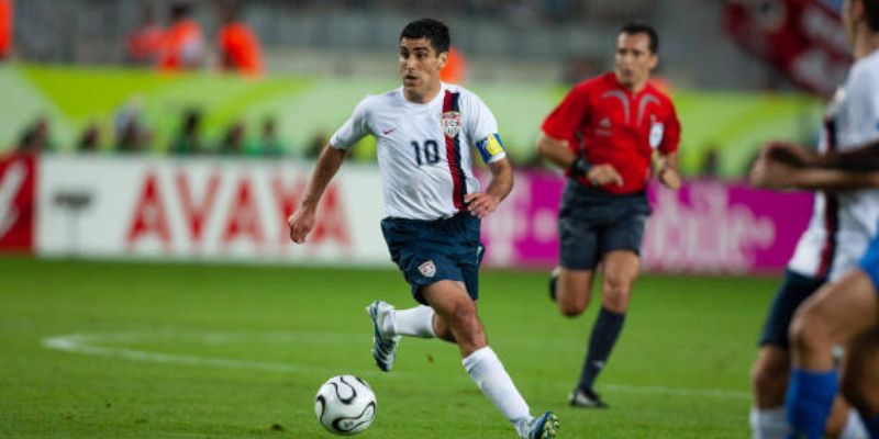 Hành trình rèn luyện và những bước đầu sự nghiệp