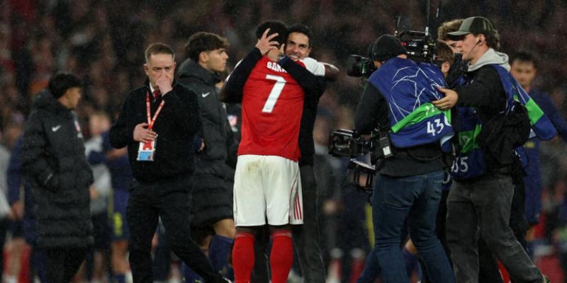 arsenal va psg truoc champions league