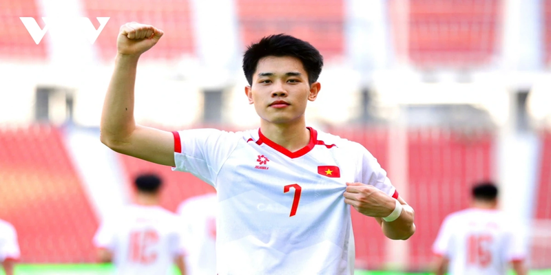 Giới thiệu cầu thủ Đình Bắc
