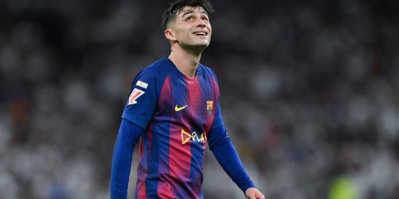 Pedri bộ não thiên tài của Barcelona hành trình vươn tầm