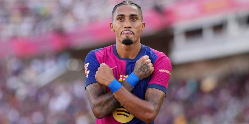 Chinh Phục Đỉnh Cao Trong Màu Áo Barcelona Và Brazil