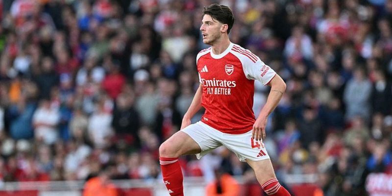 Những Phẩm Chất Giúp Declan Rice Trở Thành Tiền Vệ Hàng Đầu