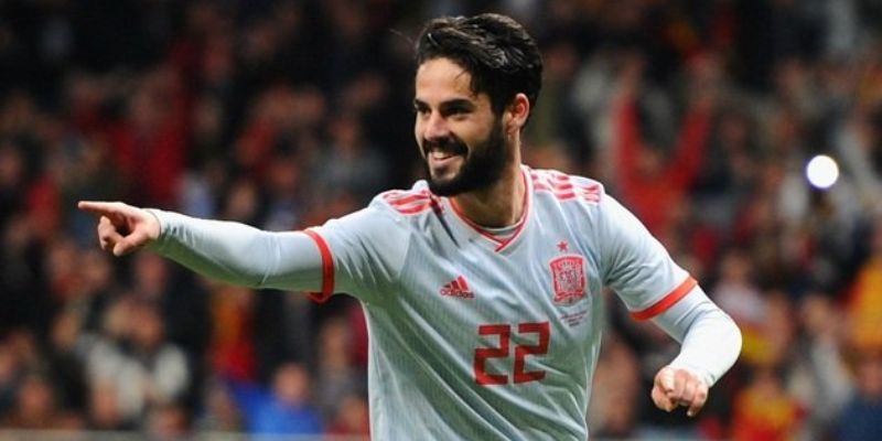 Isco và bản giao hưởng kỹ thuật của một nghệ sĩ sân cỏ Tây Ban Nha