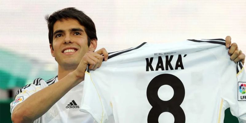 Kaká – Thiên tài sân cỏ chinh phục thế giới bằng tài năng và sự khiêm nhường