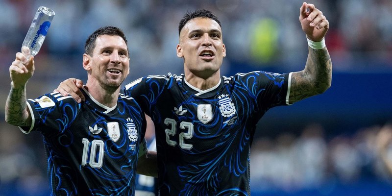 Messi tỏa sáng với hai đường kiến tạo đẳng cấp