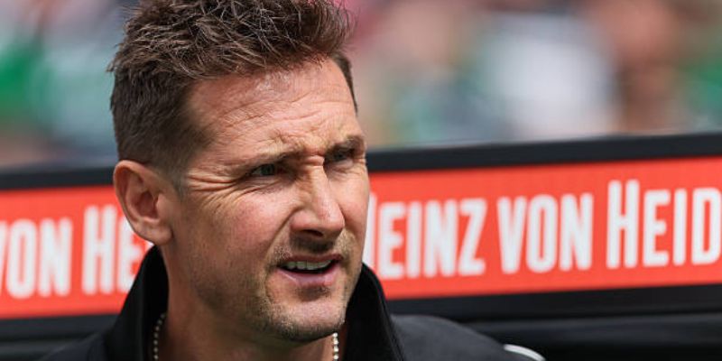 Hướng dẫn từng bước cách rèn luyện tư duy săn bàn như Miroslav Klose
