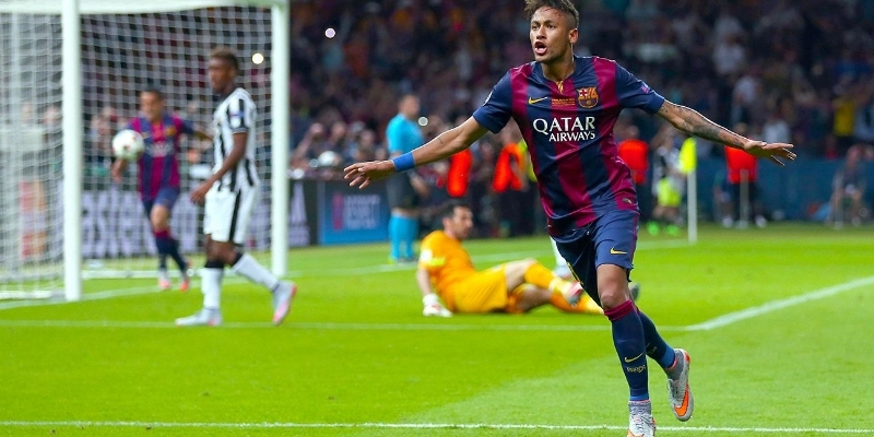 Vũ điệu sân cỏ đầy quyến rũ được thể hiện bởi Neymar