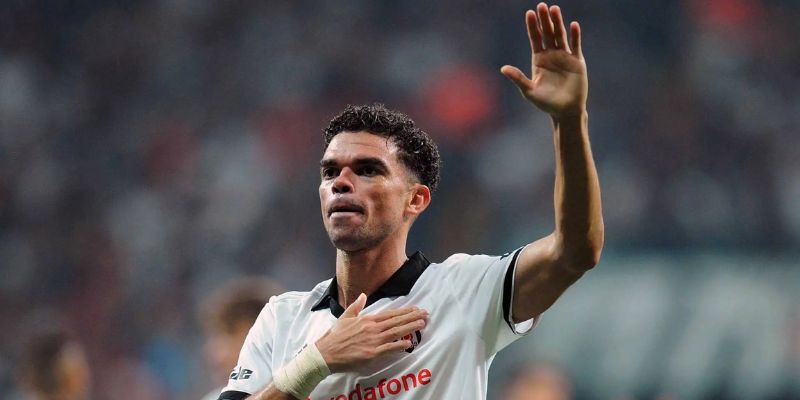 Pepe và câu chuyện về trung vệ thép của bóng đá Bồ Đào Nha