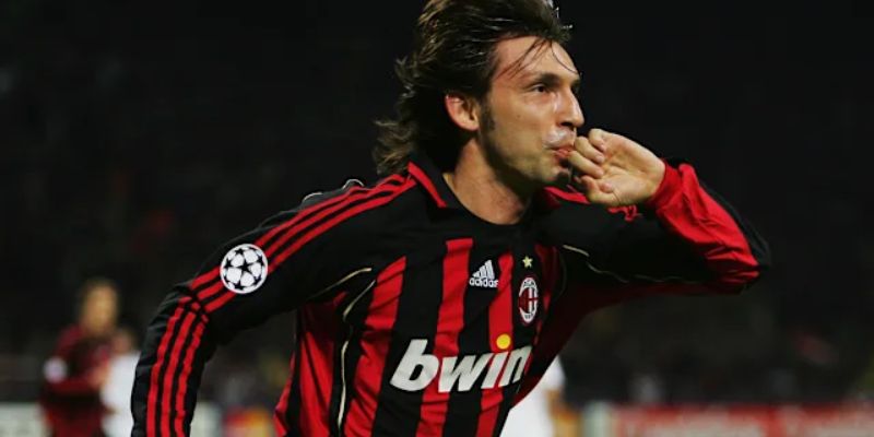 Cầu thủ Pirlo – Nhạc trưởng thiên tài đưa nghệ thuật điều phối bóng lên tầm cao mới