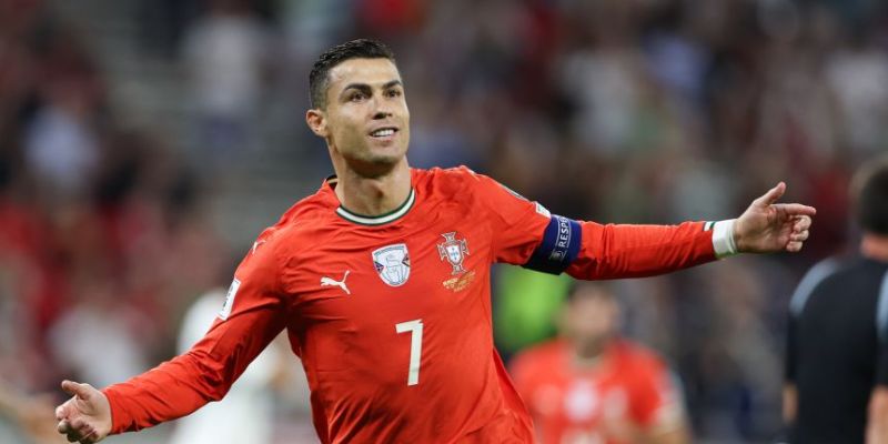 Cristiano Ronaldo là ai?