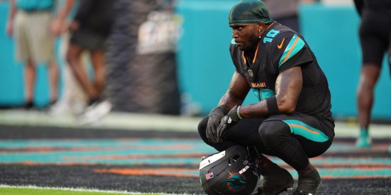 Tyreek Hill nổi bật với tốc độ và khả năng tạo đột biến trên sân
