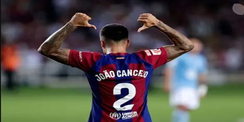 Cầu thủ João Cancelo có sự nghiệp vô cùng vang dội