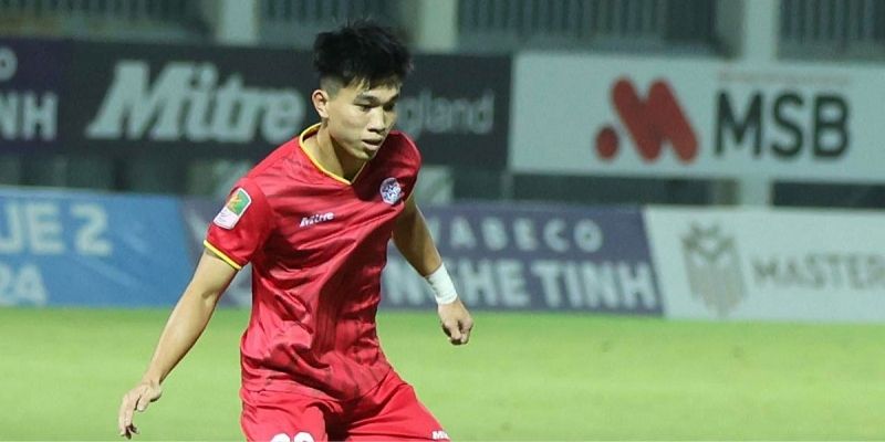 Tiểu sử và con đường sự nghiệp của tiền vệ Lê Văn Đô
