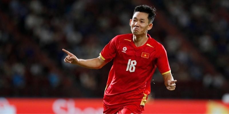Nguyễn Hai Long là ai? Tuổi thơ và những ngày đầu theo đuổi bóng đá