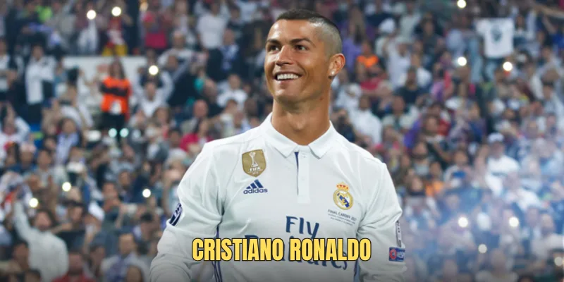 Cristiano Ronaldo cũng là cầu thủ giàu nhất thế giới từ bóng đá