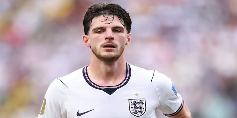 Tìm Hiểu Phong Cách Thi Đấu Toàn Diện Của Siêu Sao Declan Rice