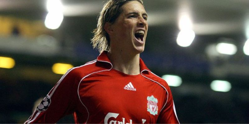 Fernando Torres trưởng thành rất sớm trong màu áo Atlético Madrid
