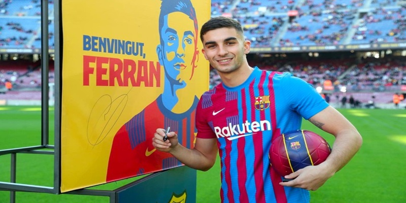 tieu su ferran torres