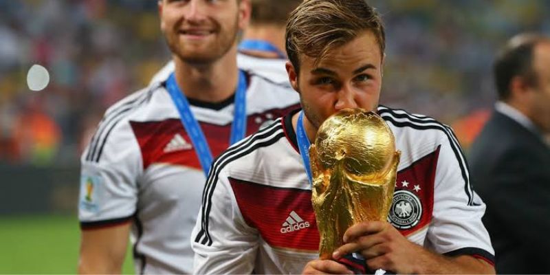 Điều gì khiến Toni Kroos đặc biệt?