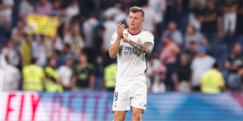 Toni Kroos giải nghệ năm nào?